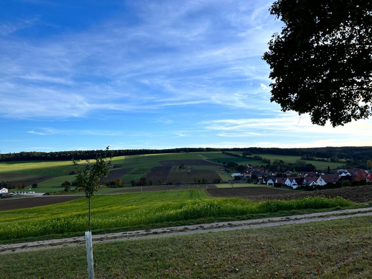 Ferienwohnung Im Usseltal - Monheimer Alb - Altmuehltal - Familie Geyer - Daiting Monheim  Kültér fotó